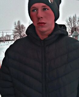 Женя Устинов